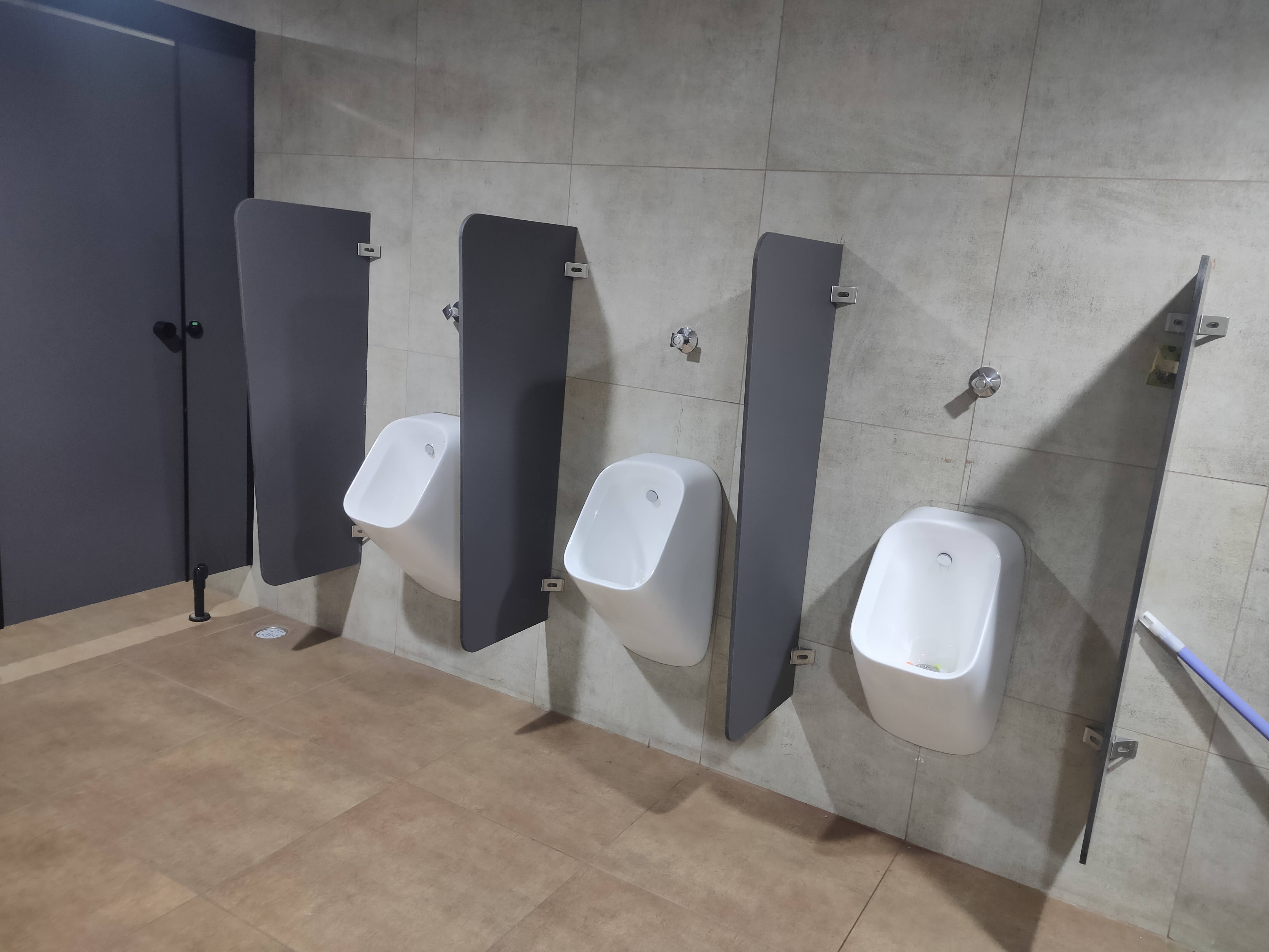 Restroom Partition in Maduravoyal by HPR Venturess India Pvt Ltd