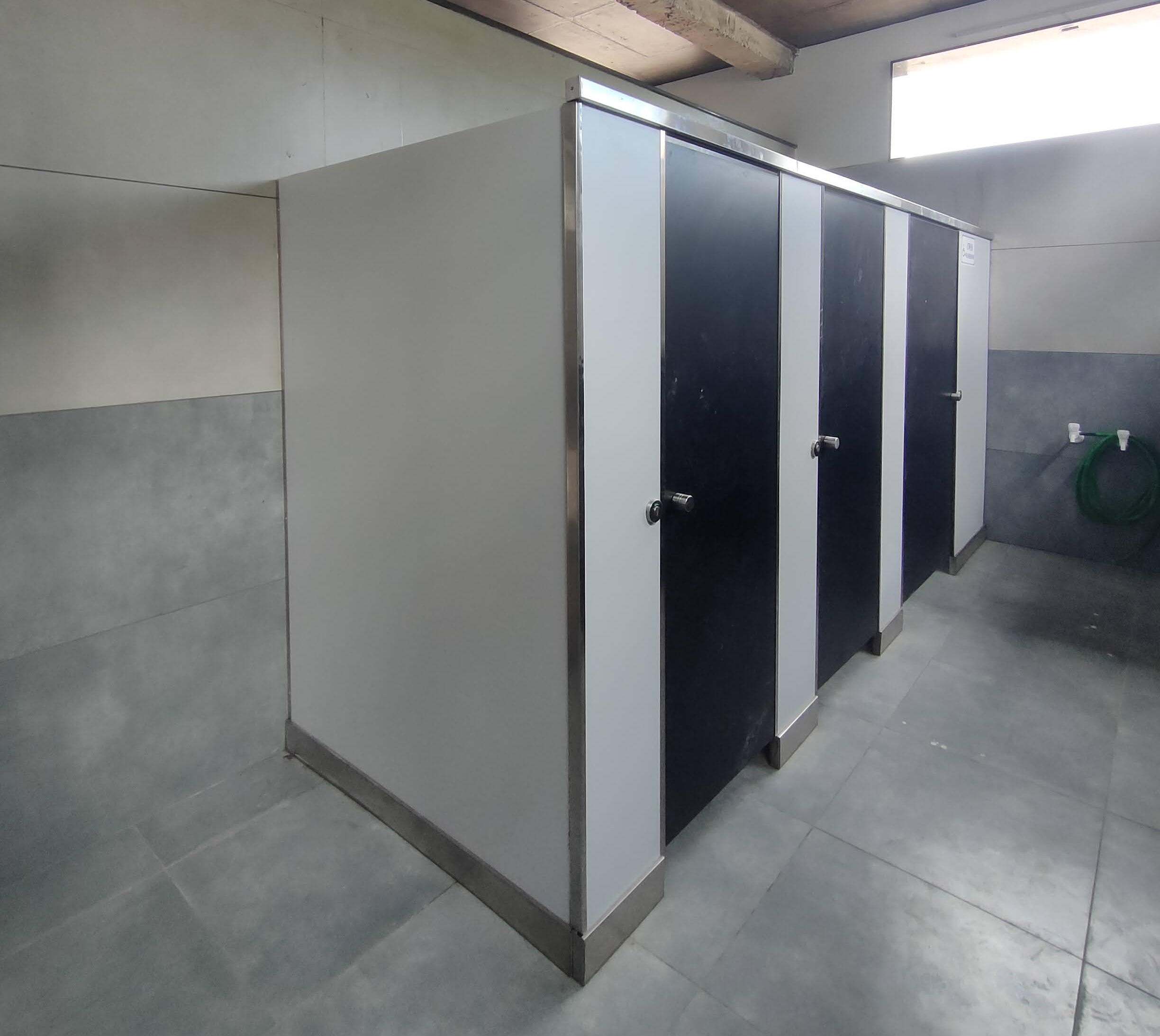 Premium Toilet Cubicle Partition in Vanagaram by HPR Venturess India Pvt Ltd